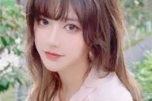 68岁林青霞再陷“离婚风波”小三生子上位？她选择活出自我！