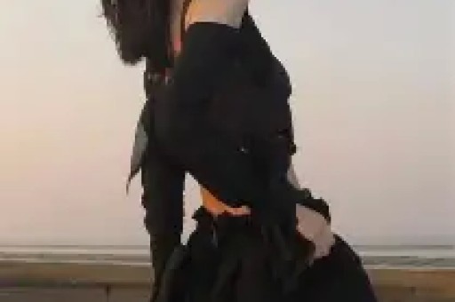 秦俊杰飞凡恋情被曝光两人疑似同居都是张艺谋门生