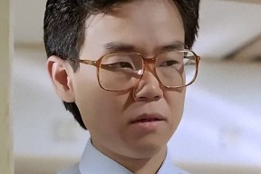 黄百鸣被判入狱私生活被扒频繁和性感女星开派对牵扯到李小冉